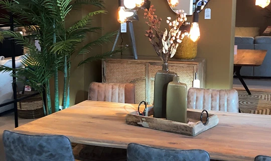 Carlton Husen V10 Feature3