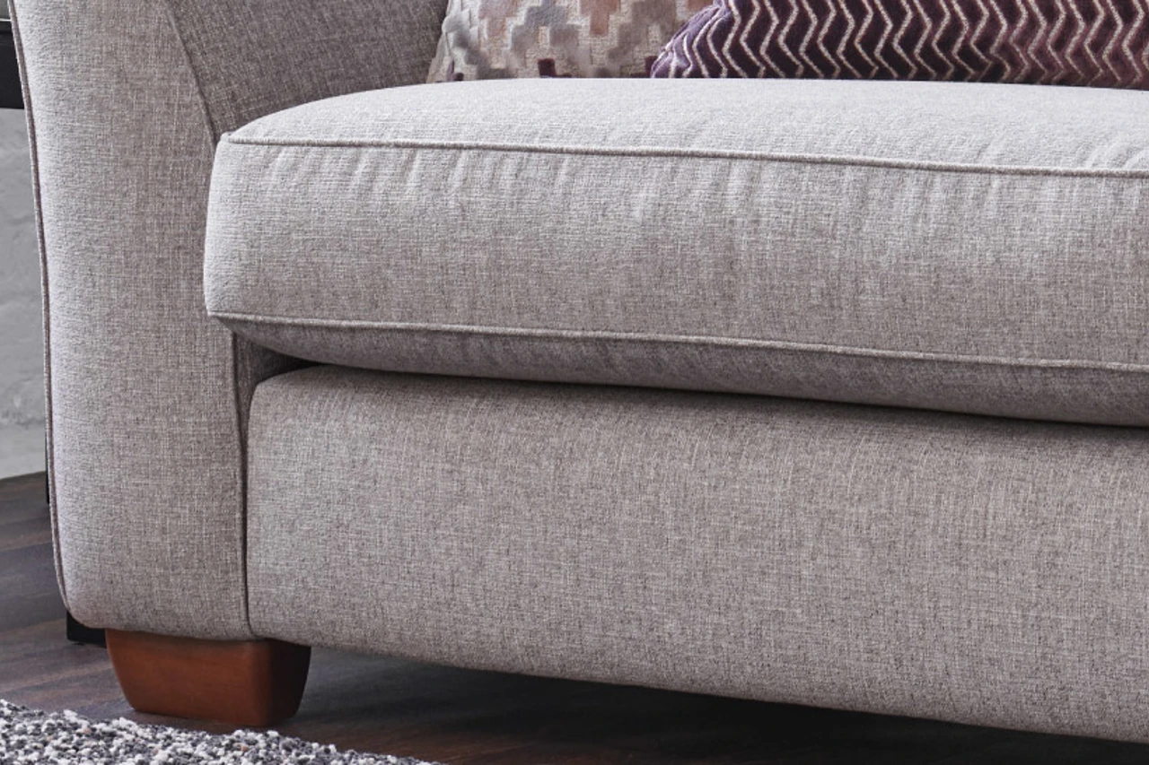 Claudia Range Image 2